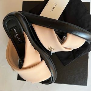 Chanel REV Beige Fabric Criss Cross Puffy CC Logo Slide Mule Sandal Flop Flat 37